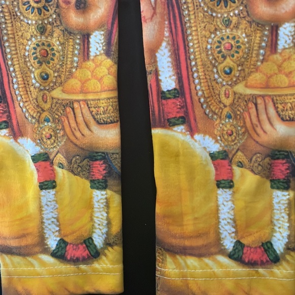 Sleeves - yellow pair worn once, X-Mas themed never worn. Fun way to keep warm! - Picture 8 of 14